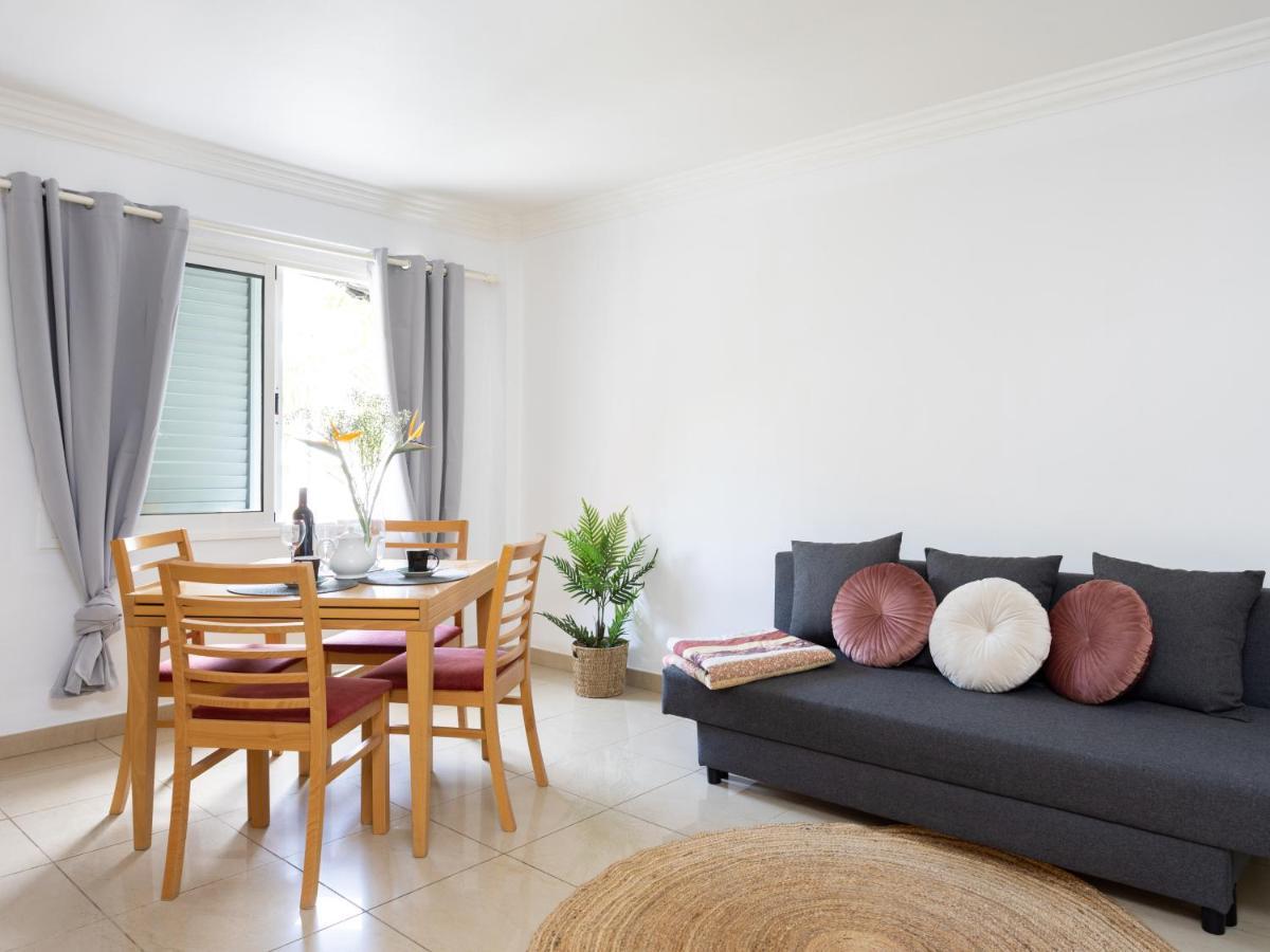 Live Los Cristianos Los Playeros Close To The Beach Arona  Eksteriør billede